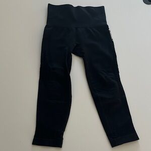 Gymshark Women Black Leggings capri length